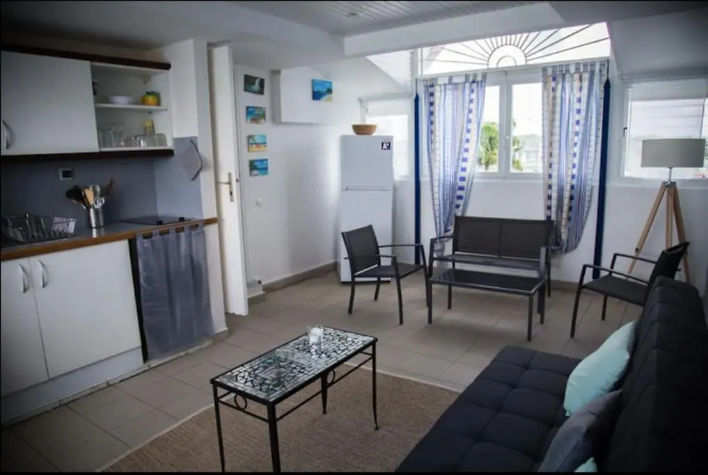 Apartment Grand Bleu-Superbe T2 Vue Mer & Acces Plage Le Gosier  Guadeloupe